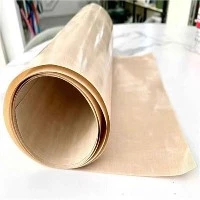 Какъв е температурният диапазон на устойчивост на бялата PVC конвейерна лента?
